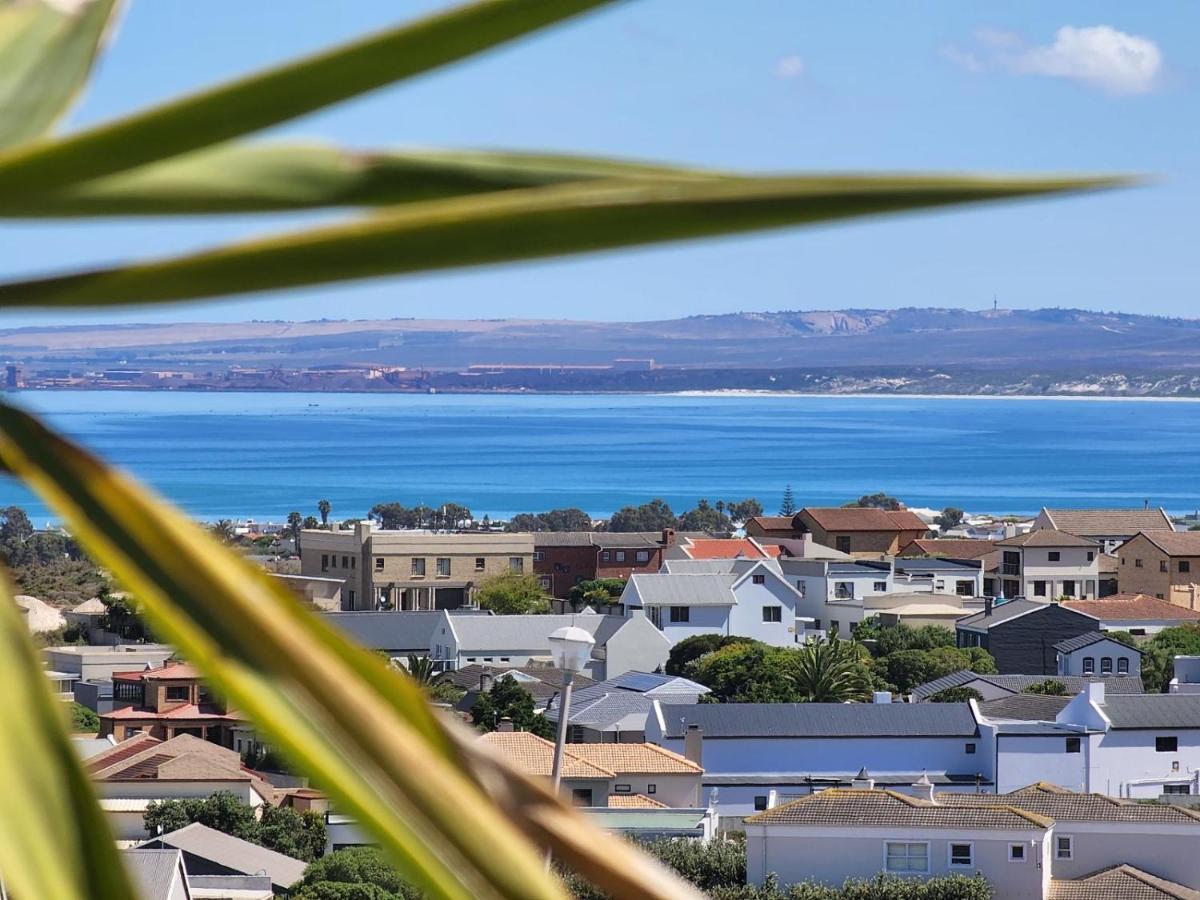 Langebaan Guest House Exterior photo