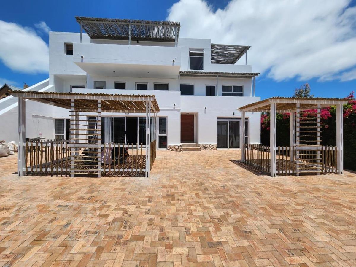 Langebaan Guest House Exterior photo